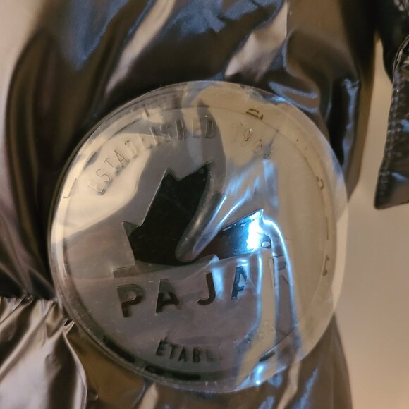 Pajar Vivienne Boxy Short Channel Quilted Puffer - Medium NWT - Picture 7 of 12